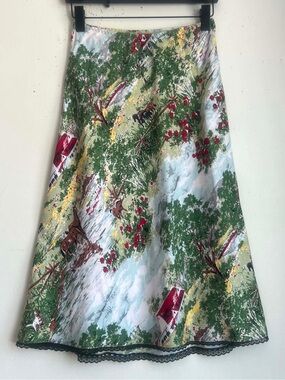 GAP Scenic A-Line Skirt in Green, Red, Yellow